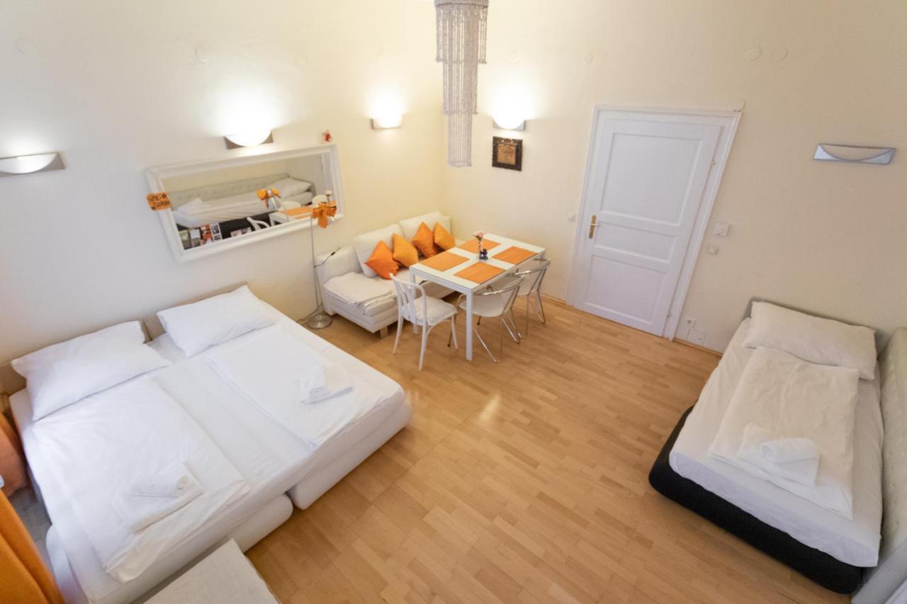 וינה Central Garden Apartments מראה חיצוני תמונה