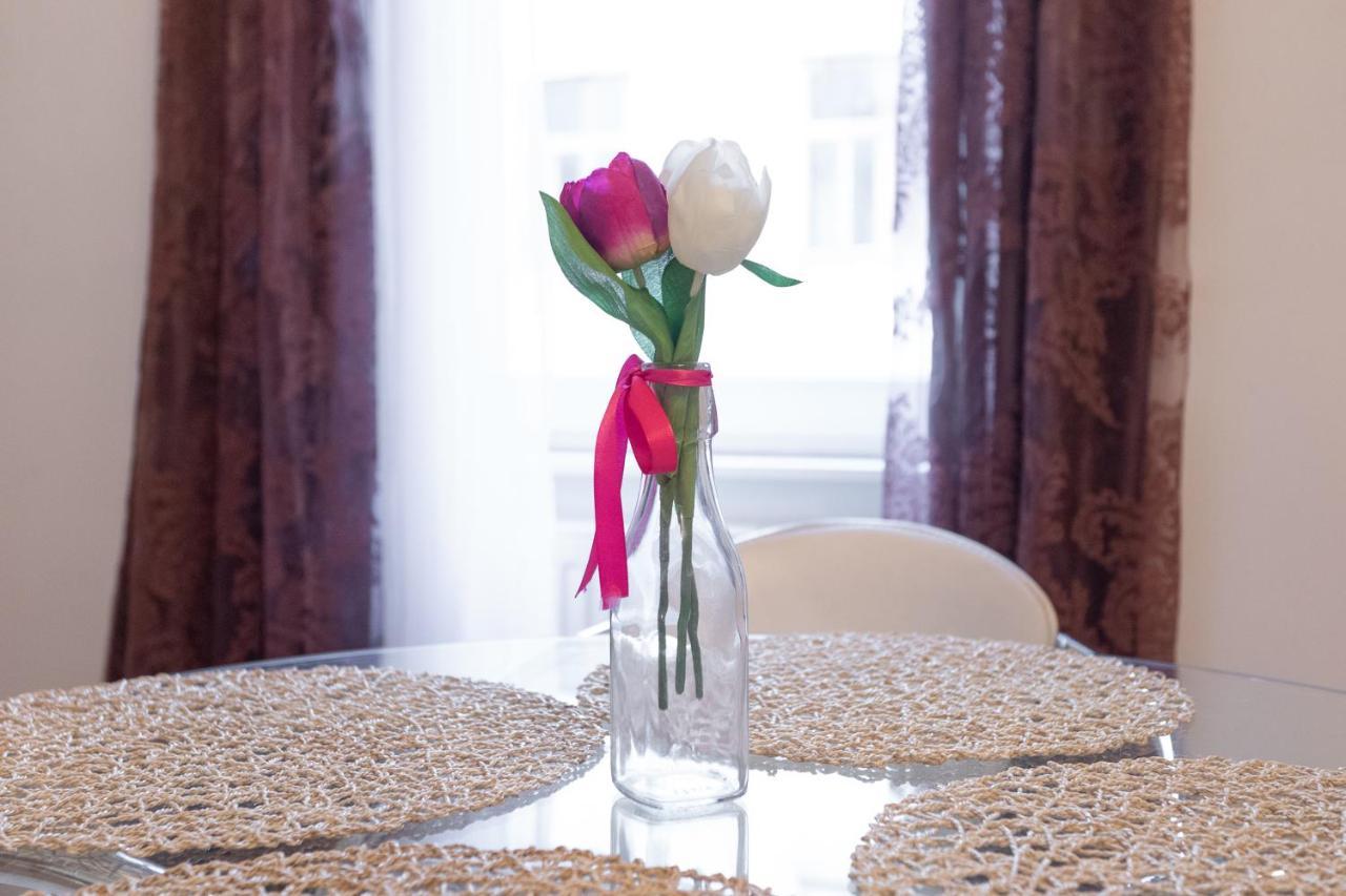 וינה Central Garden Apartments מראה חיצוני תמונה