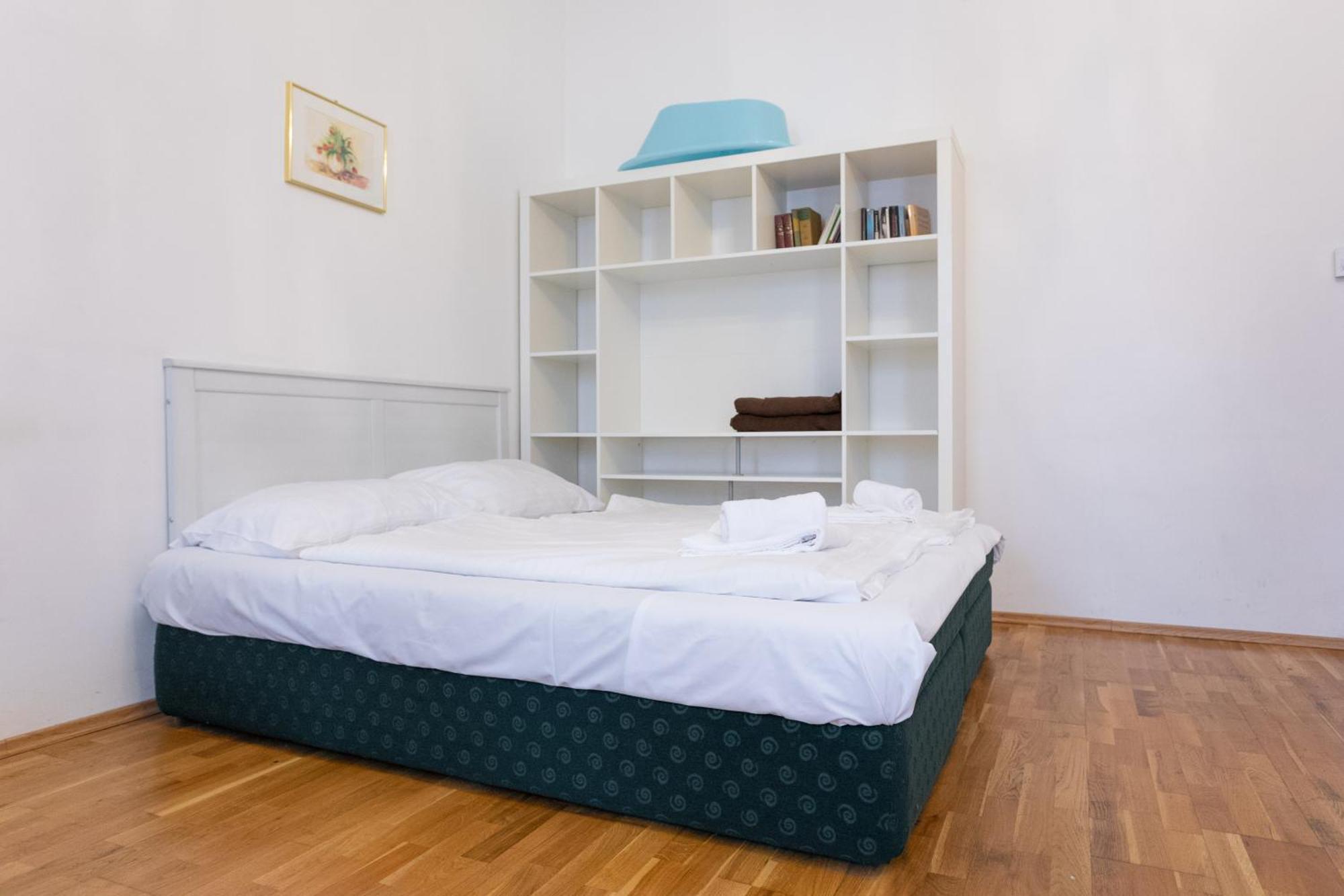 וינה Central Garden Apartments חדר תמונה