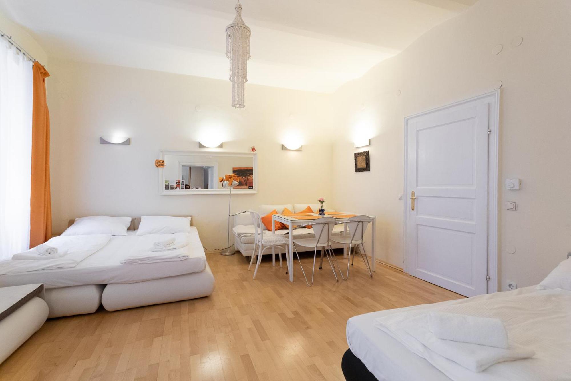 וינה Central Garden Apartments חדר תמונה